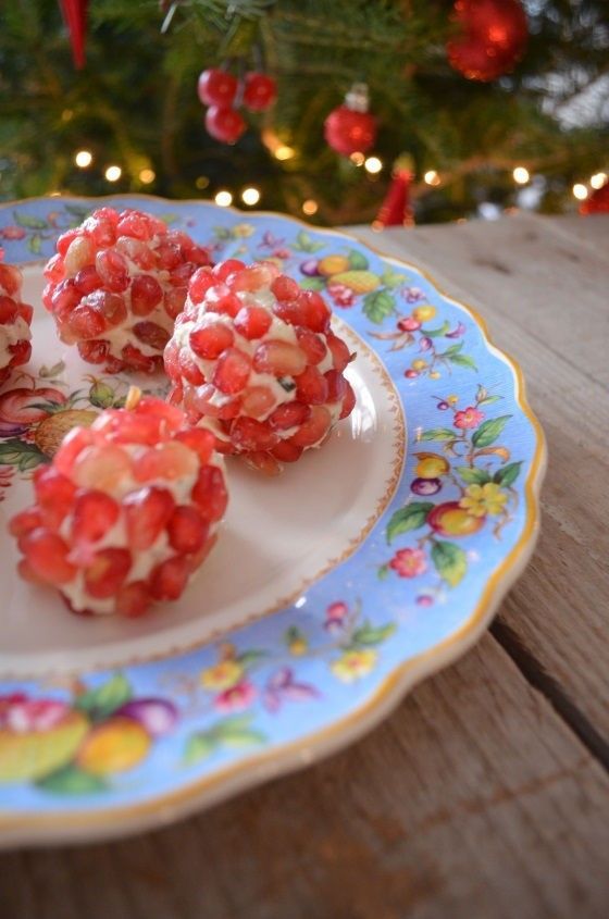 τρούφες τυρί ρόδι coolartisan Γαβριήλ Νικολαςΐδης Pomegranate-studded parmesan cheese truffles