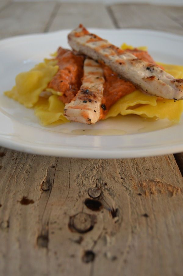 Ravioli with Chicken and Sundried Tomato