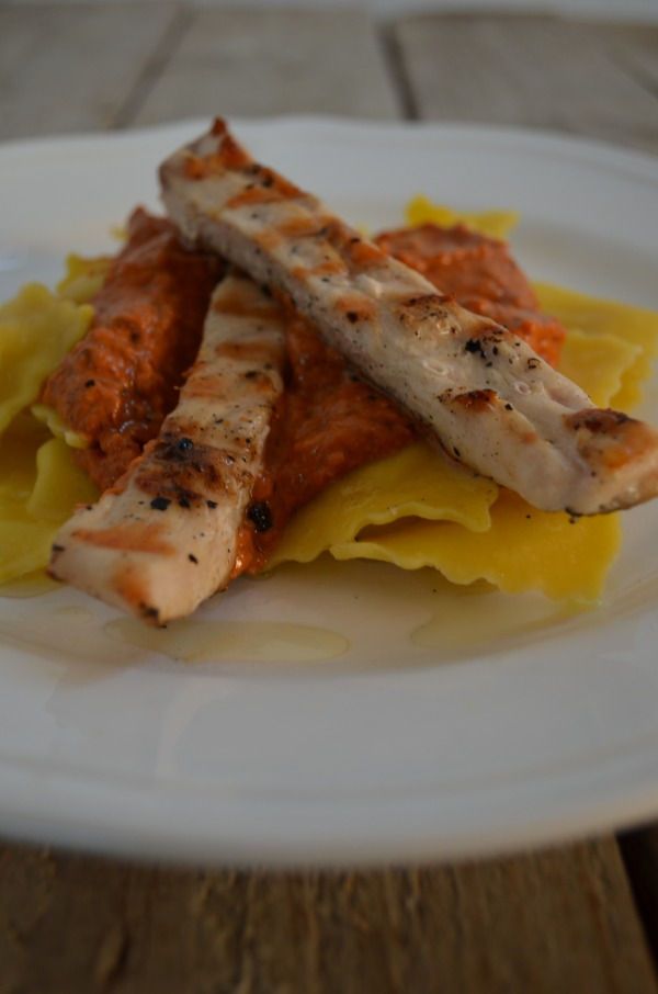 Ravioli with Chicken and Sundried Tomato