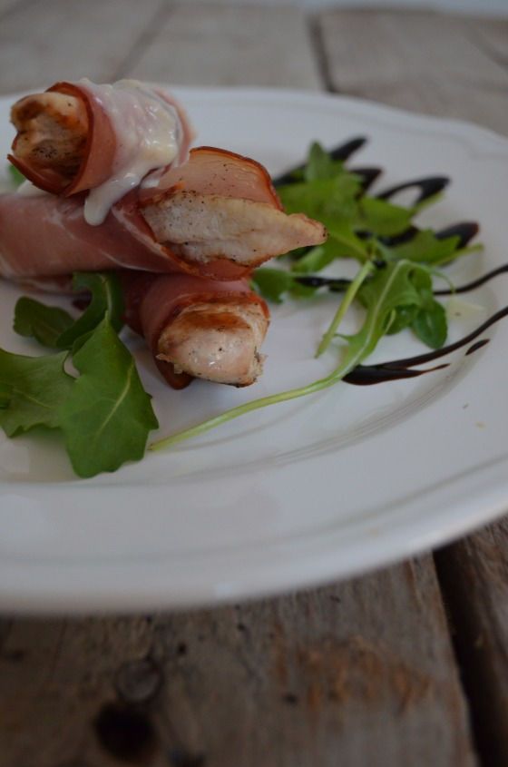 Chicken breasts wrapped in Parma ham with parmesan sauce recipe cool artisan Γαβριήλ Νικολαίδης