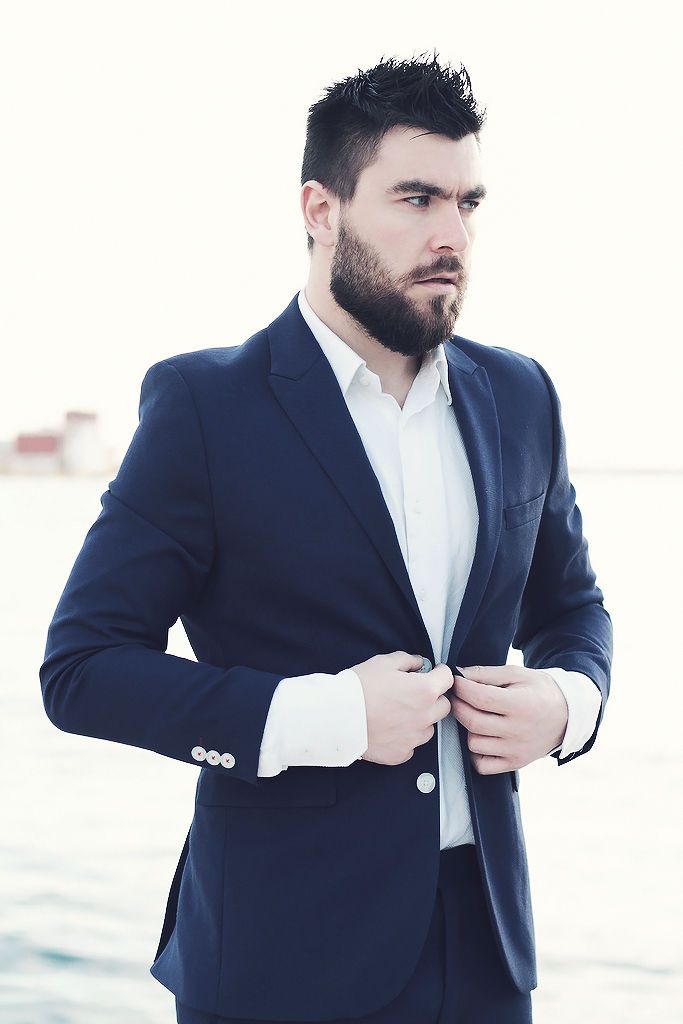 street style man fashion blogger blue suit stan smith adidas shoes white shirt cool artisan Γαβριηλ Νικολαιδης