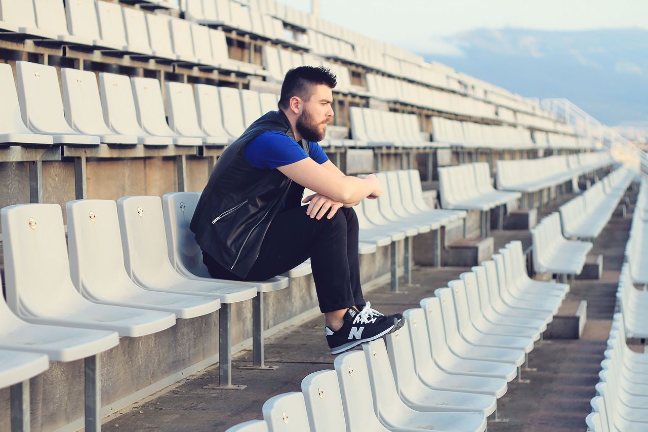 man, fashion, street style, mens fashion, blogger, lookbook, summer 2014, leather vest, blue T-shirt, black pants, new balance, asos, topman, zara 6