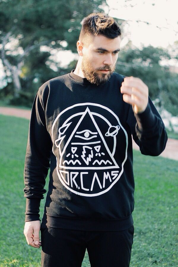 street style man fashion blogger mens style black outfit new balance asos topman cool artisan Γαβριηλ Νικολαιδης 