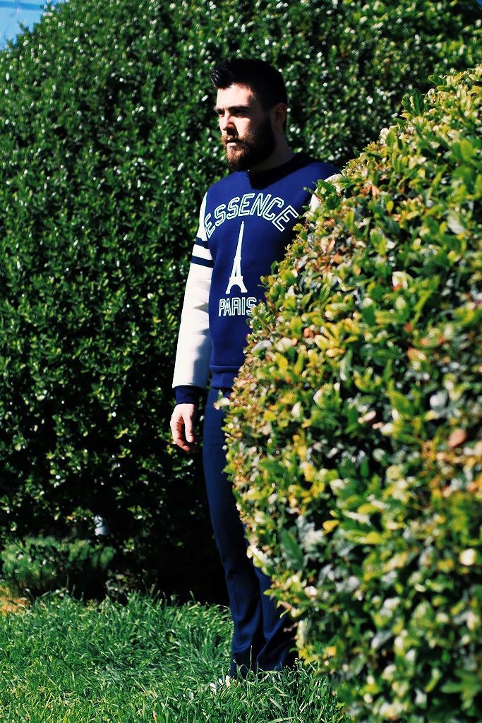 street style, mens style, man fashion blogger, Paris, sweater, zara, Toms, navy, shoes, Topman pants, Cool Artisan, Γαβριήλ Νικολαίδης