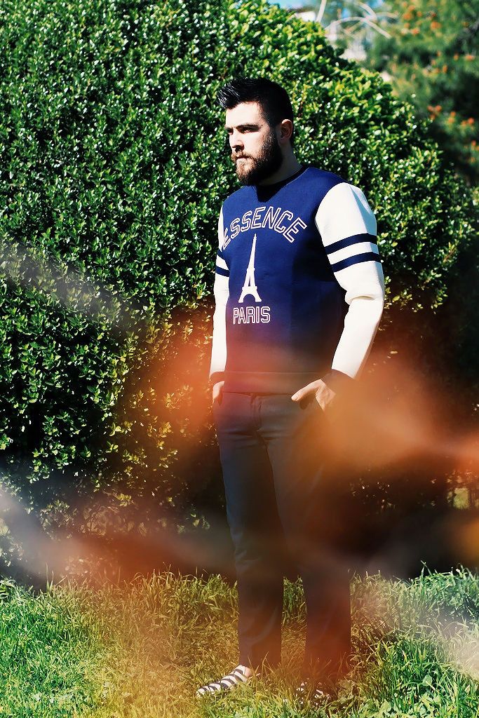 street style, mens style, man fashion blogger, Paris, sweater, zara, Toms, navy, shoes, Topman pants, Cool Artisan, Γαβριήλ Νικολαίδης