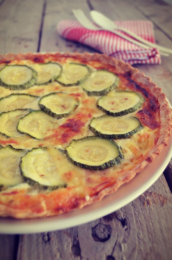 zucchini tart recipe, gruyere, feta cheese, συνταγή, τάρτα με κολοκύθι, κολοκυθάκι, cool artisan, Γαβριήλ Νικολαίδης