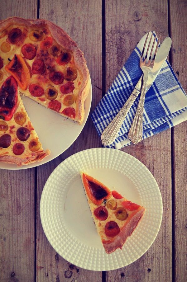 Spring tart with cherry tomatoes and peppers, recipe, τάρτα, συνταγή, πιπεριές, ντοματίνια, πολύχρωμα, τυρί, ζύμη τάρτας, cool artisan, Γαβριήλ Νικολαΐδης