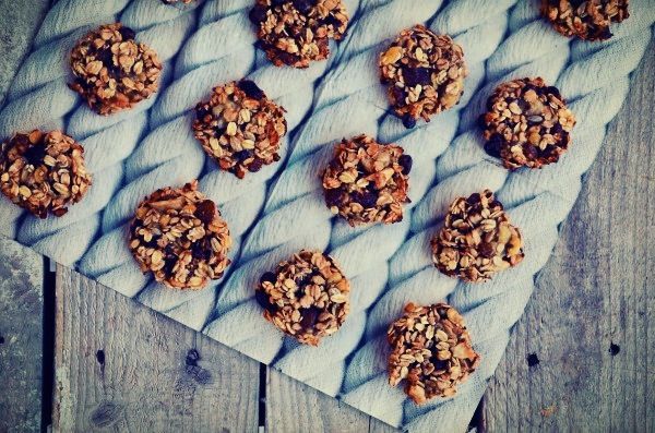 2-Ingredient Healthy Cookies Recipe, oat, banana cookies, muesli mix, easy, simple, fast, συνταγή, μπισκότα, μπανάνα, μούσλι, γρήγορη, απλή, εύκολη