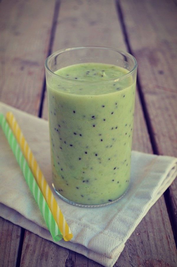 Κiwi detox smoothie, ακτινίδια, γιαούρτι, αγγούρι, φρέσκια μέντα, μέλι, στέβια, kiwis , yogurt , cucumber , mint , honey ,stevia , cool asrtisan, Γαβριήλ Νικολαίδης
