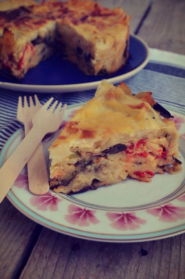 farfalle al forno, peppers, eggplant, aubergine, milk, nutmeg, onions, pasta, bake, cheese, recipe, best, συνταγή, μακαρόνια φούρνου, μελιτζάνα, πιπεριές