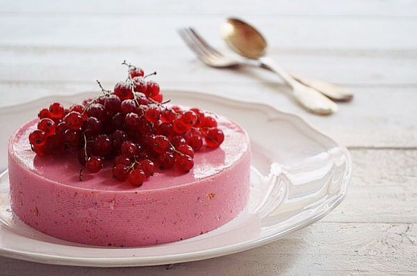 No bake, Yogurt - Strawberry Cake, συνταγή, τούρτα, γιαούρτι, φράουλα, Γαβρήλ Νικολαίδης, coolartisan 