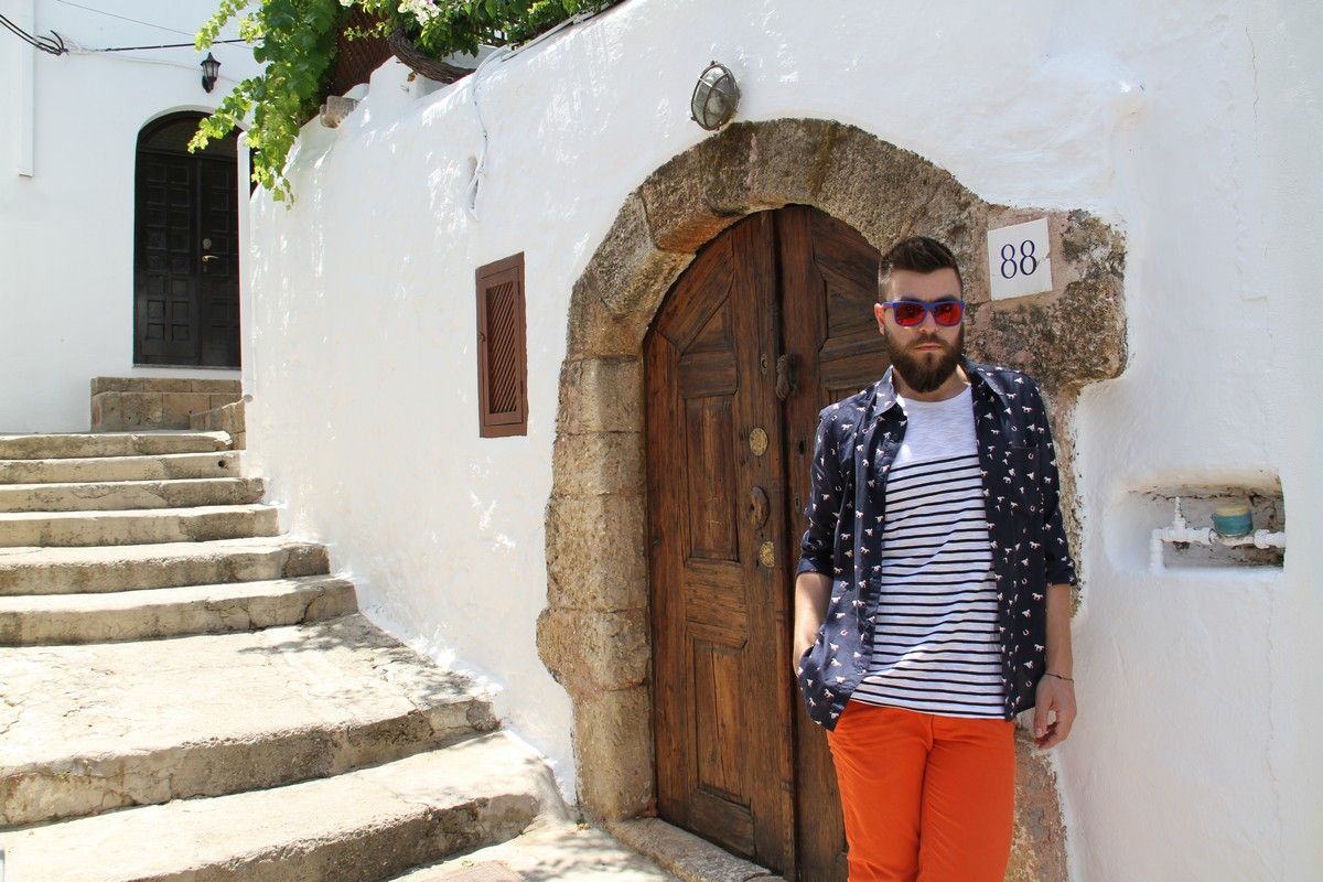 street style, mens style, new , 2014, outfit, man, post, orange pants, mariniere, navy, intimissimi, blue shirt, espandrillies, cool artisan, Γαβριήλ Νικολαίδης