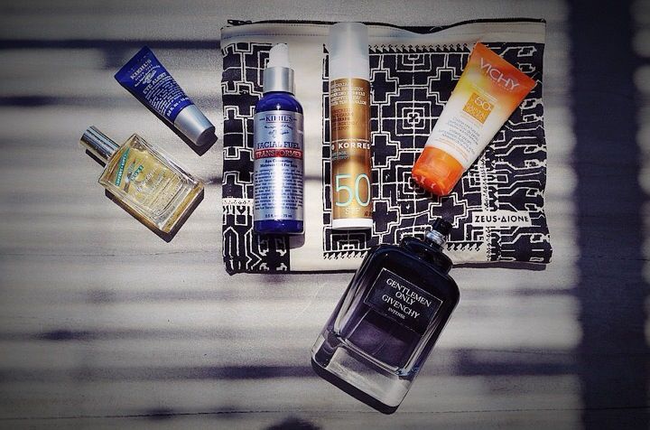 A guy's guide to Weekend Essentials, σαββατοκύριακο, Άνδρο, ταξίδι, διακοπές, εκδρομή, απαραίτητα, βαλίτσα,Γαβριήλ Νικολαΐδης, cool artisan