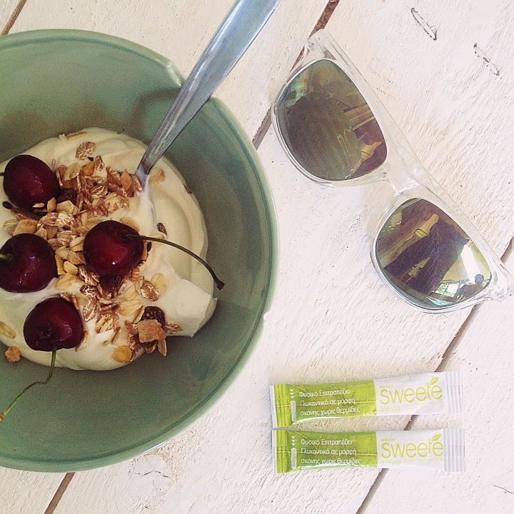 sweete stevia yogurt breakfast