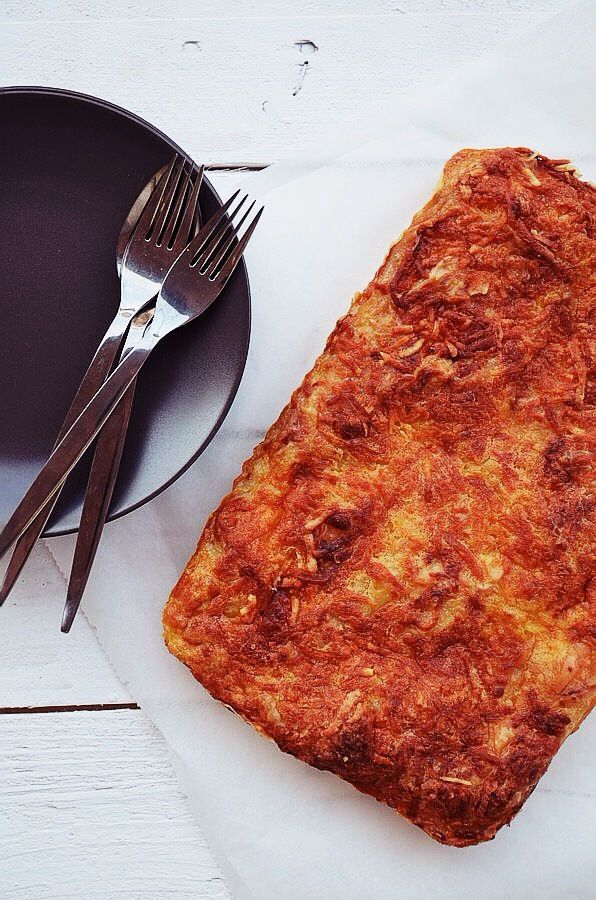 cheese pie , filo pastry dought, recipe classic, greek tradtional, ελληνική , παραδοσιακή, τυρόπιτα, φουσκωτή, σόδα, φέτα, γραβιέρα, φύλλο κρούστας, Γαβριήλ Νικολαίδης, cool artisan 1
