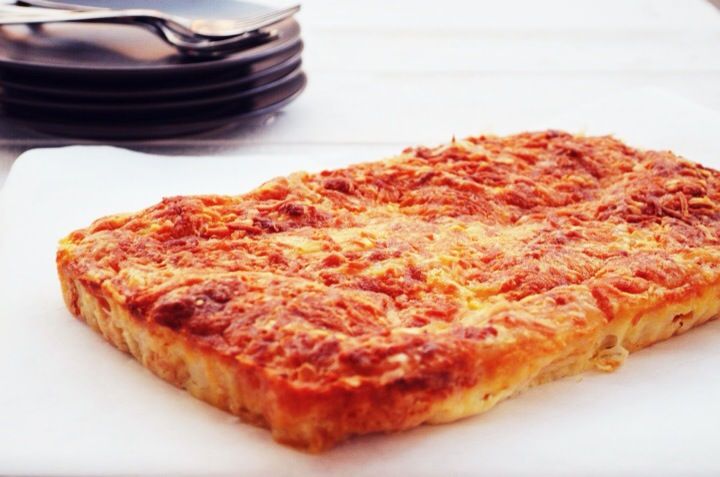 cheese pie , filo pastry dought, recipe classic, greek tradtional, ελληνική , παραδοσιακή, τυρόπιτα, φουσκωτή, σόδα, φέτα, γραβιέρα, φύλλο κρούστας, Γαβριήλ Νικολαίδης, cool artisan 1