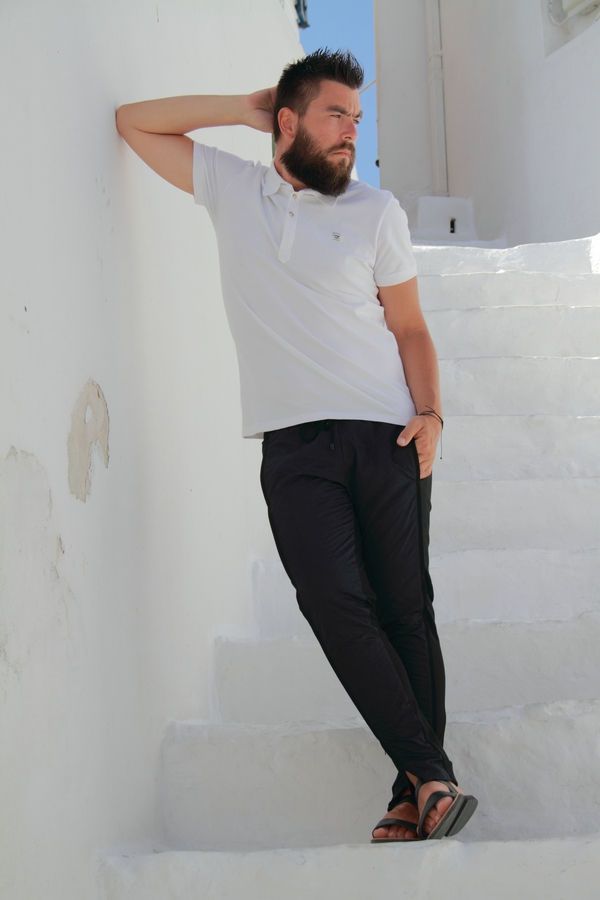 man fashion blogger, guy, style, street, white polo T-shirt, Diesel, blue pants, guy blog, cool artisan, Γαβριήλ Νικολαΐδης