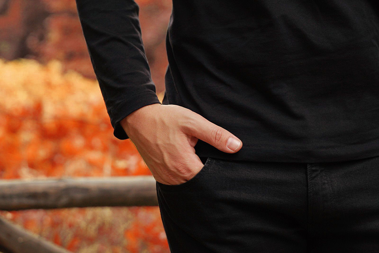 man fashion blog, street style, fall, trends. all black everything,trussardi jeans, floral slipons, guy, woods, τάσεις 2014-15, tends 2014, 21015, denim, marthurglenathens