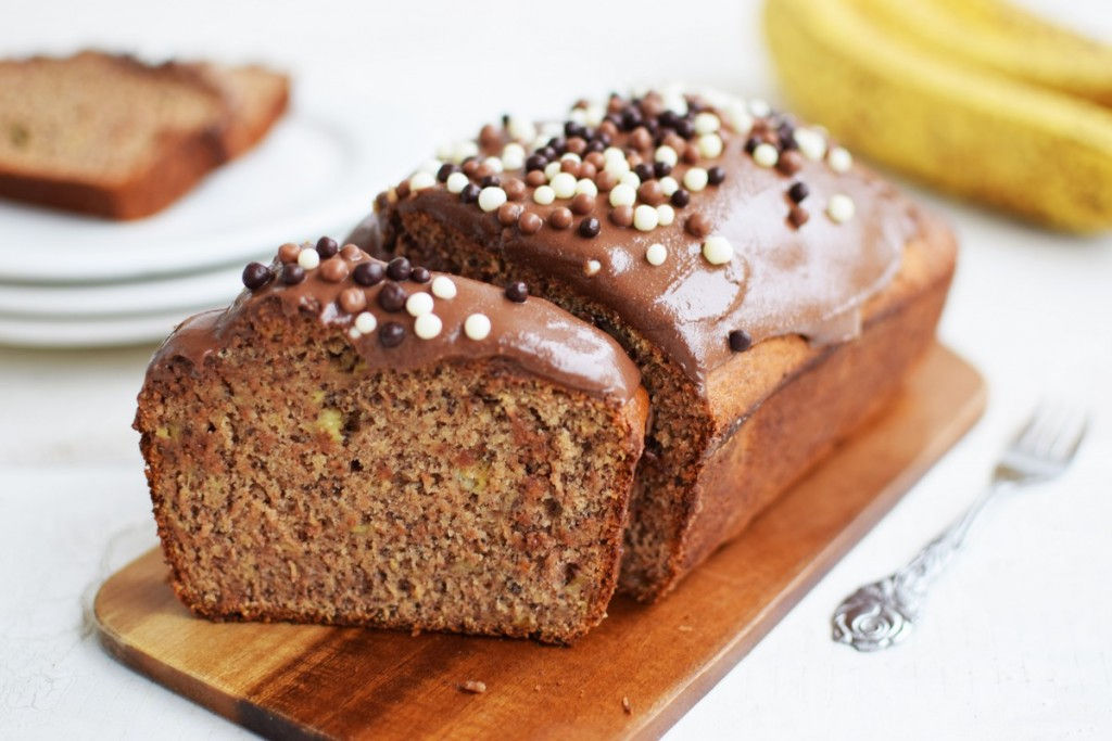 cake, bananas, tahini, chocolate, cocoa tahini