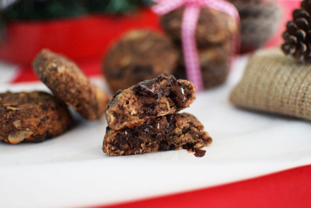 3 ingredient, gluten free, dairy free, vegan, hazelnut, cookies, recipe, food blog, food blogger, christmas, recipe, saveur magazine, food styling, cool artisan, gabriel nikolaidis