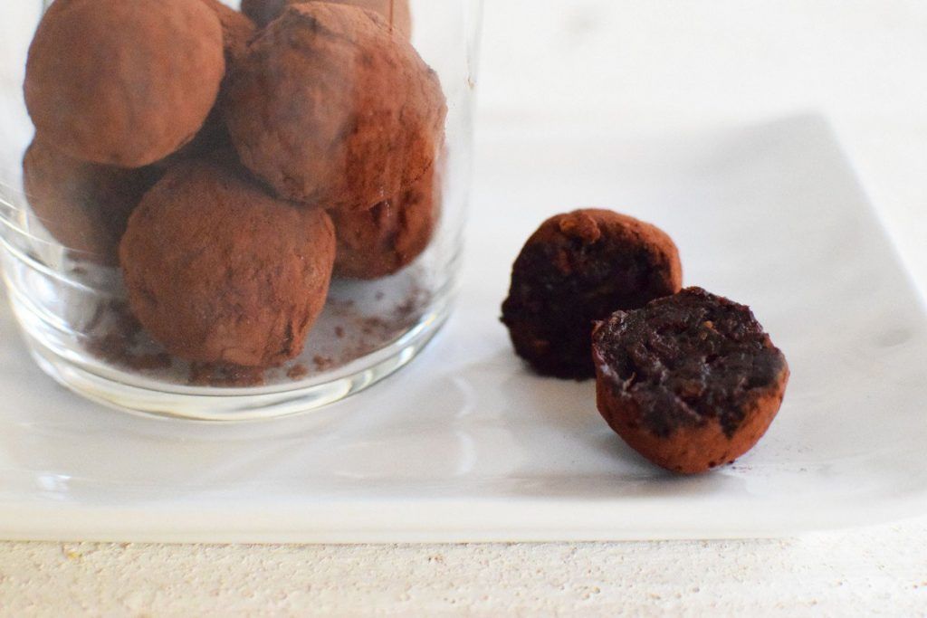 Vegan, Raw, chocolate, truffles 1