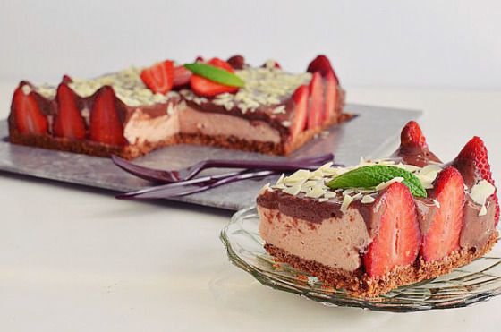 chocolate-and-strawberry-cheesecake-recipe-easy-simple-mascarpone-cookies-base-butter-lime-flourless21