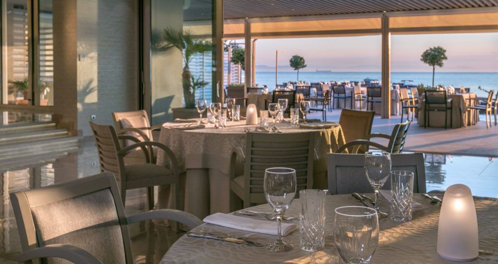 MYTHOS, DIVANI, ΕΣΤΙΑΤΟΡΙΟ,