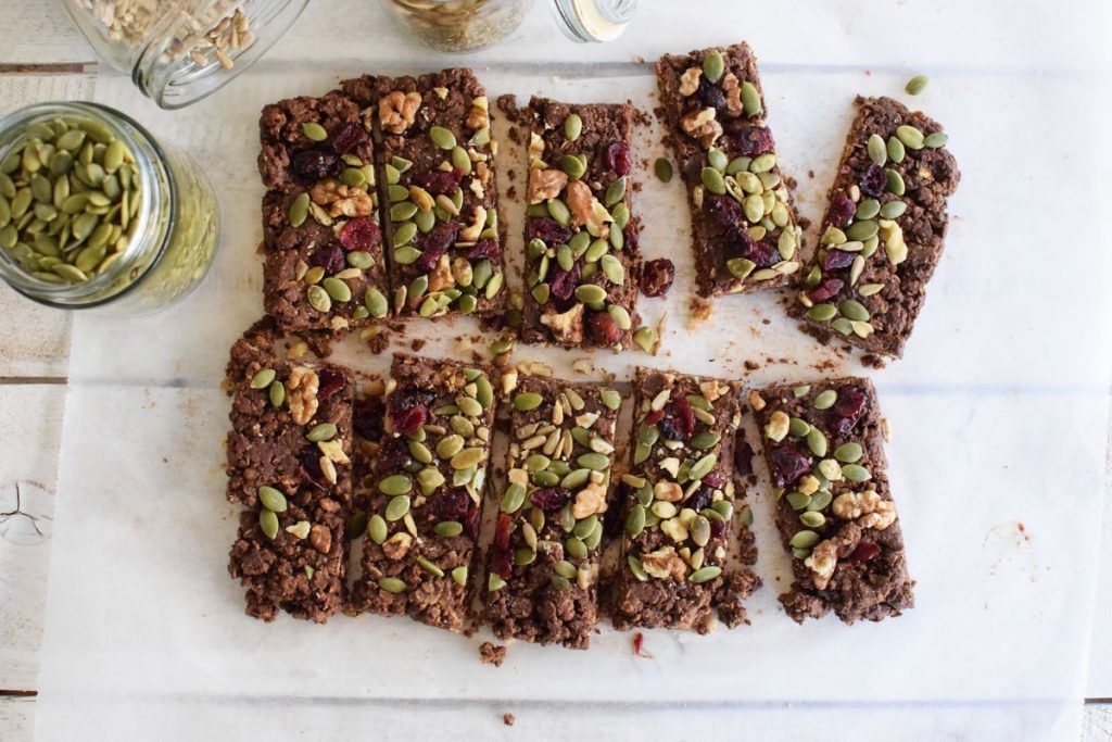 NO-BAKE-DOUBLE-CHOCOLATE-PEANUT-BUTTER-GRANOLA-BARS-recipe-cool-artisan-blog-food-blogger-awards-food-blog-gabriel-nikolaidis-1
