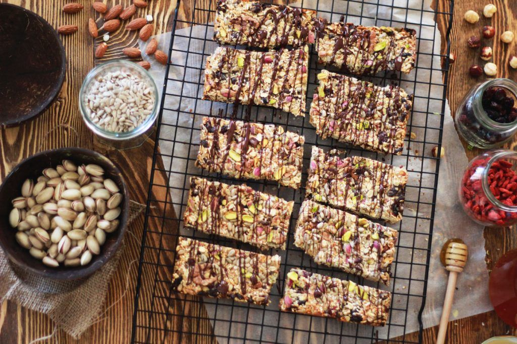 VEGAN RECIPE, COOL ARTISAN, VEGAN ENERGY BAR, OAT BAR, VEGAN ΜΠΑΡΕΣ, ΜΠΑΡΕΣ ΒΡΩΜΗΣ,