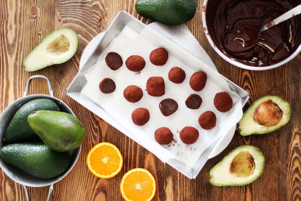 ΤΡΟΥΦΑΚΙΑ, ΣΟΚΟΛΑΤΑ, ΑΒΟΚΑΝΤΟ, 4 ΥΛΙΚΑ, TRUFFLES, 4 INGREDIENTS, CHOCOLATE, AVOCADO, COOL ARTISAN