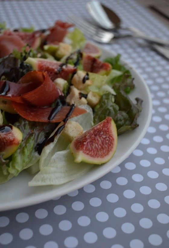 FRESH FIG PROSIUTTO SALAD