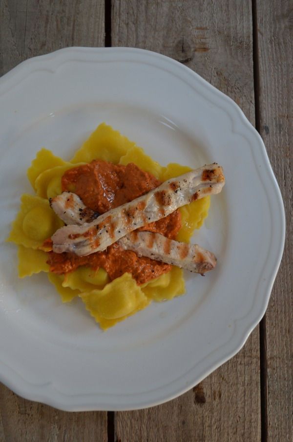 Ravioli with Chicken and Sundried Tomato