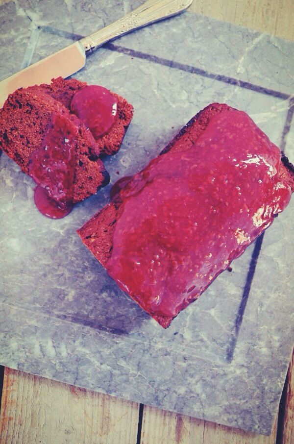 Vegan, chocolate, orange cake with strawberry sauce, συνταγή νηστίσιμο κέικ, κακάο, πορτοκάλι, συνταγή, εύκολη, απλή, Γαβριήλ Νικολαίδης, cool artisan