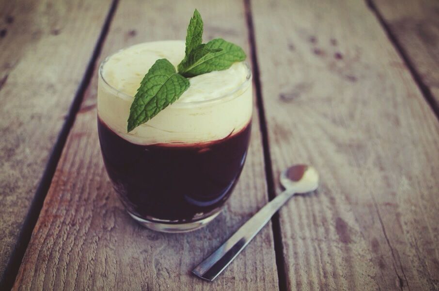 super easy, super fast, cheese-cacao mousse, 3-Ingredient Chocolate Mousse Recipe, μους, σοκολατα, κακάο, ρικότα, ζάχαρη άχνη, μόνο τρία υλικά, cool artisan, Γαβριήλ Νικολαΐδης