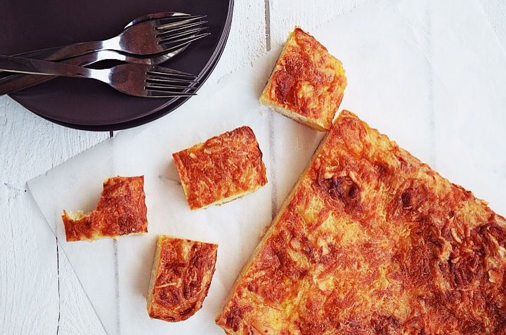 cheese pie , filo pastry dought, recipe classic, greek tradtional, ελληνική , παραδοσιακή, τυρόπιτα, φουσκωτή, σόδα, φέτα, γραβιέρα, φύλλο κρούστας, Γαβριήλ Νικολαίδης, cool artisan 1