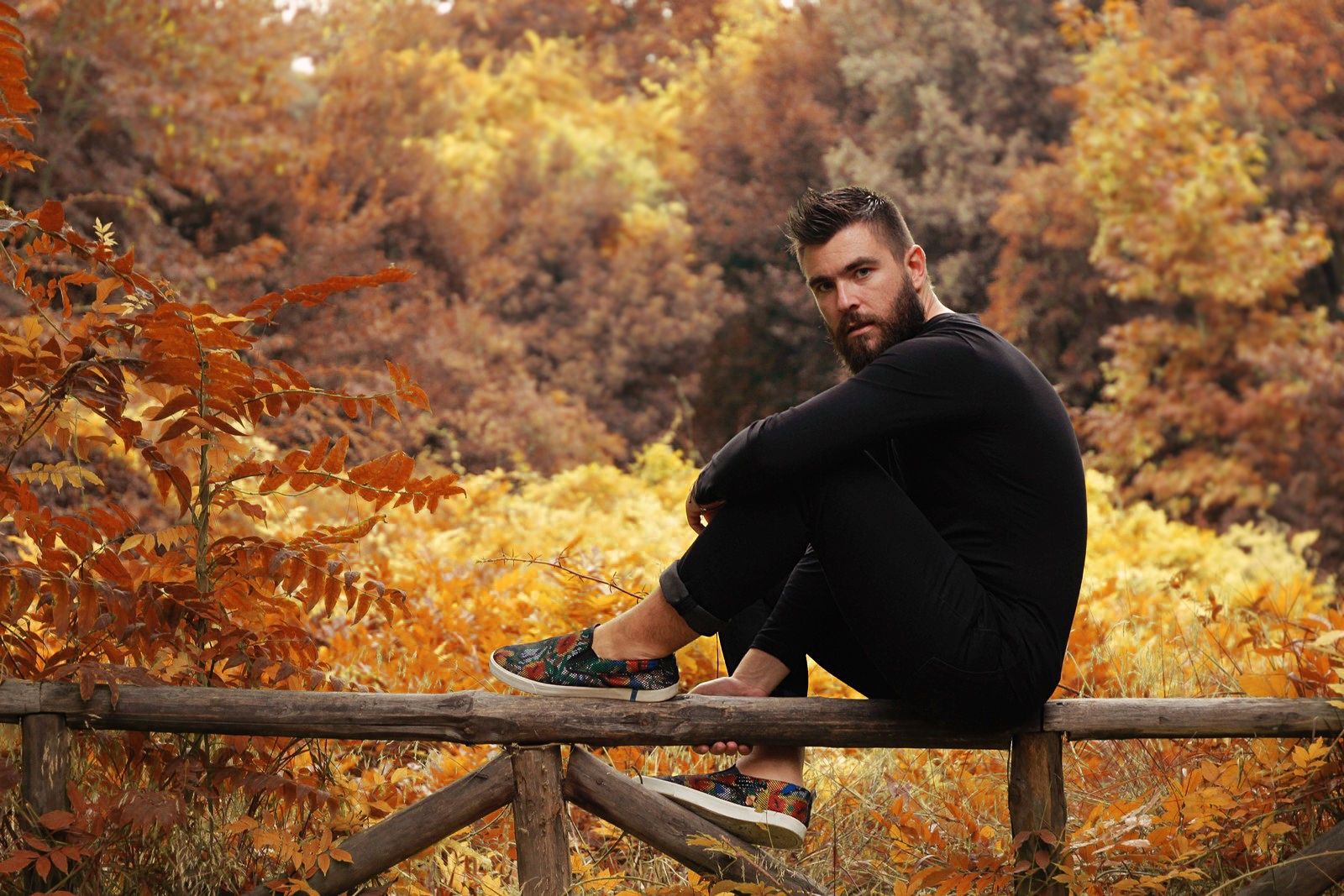 man fashion blog, street style, fall, trends. all black everything,trussardi jeans, floral slipons, guy, woods, τάσεις 2014-15, tends 2014, 21015, denim, marthurglenathens 1.jpg