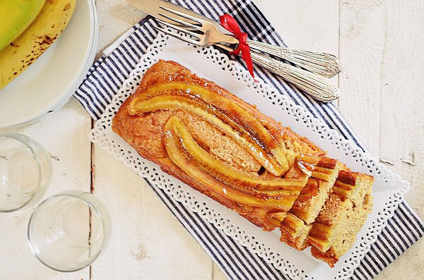 ανάποδο κέικ μπανάνα, συνταγή, βούτυρο, καραμελωμένη μπανάνα, βανίλια,σόδα, αλεύρι, banaba cake, recipe,butter, flour, vanilla, cool artisan, food styling, Γαβριήλ Νικολαΐδης, food blog,