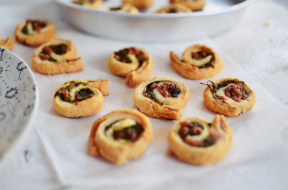 spinach cookies recipe, συνταγή μπισκότα, σπανάκι, σπανακοπιτάκια, σφολιάταμ παρμεζάνα, φέτα, ελληνικά, τυρί, Γαβριήλ Νικολαΐδης, cool artisan