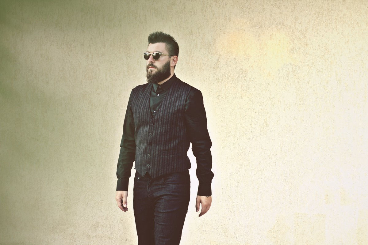 street style, man, fashion blogger, guy fashion blog, suit, style, award, best, 2015, mens style guide, dapper man, street photography, gant, trussardi, adidas , best style, mrporter