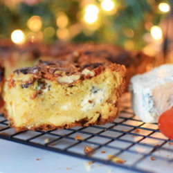 cake, recipe, blue cheese, tomatoes, festive, new years eve, recipe, food blog, award, saveur, blogger, food styling, 2017, cool artisan, gabriel nikolaidis, συνταγή, αλμυρό κέικ, μπλε τυρί, ντοματίνια, υφάλμυρο κέικ