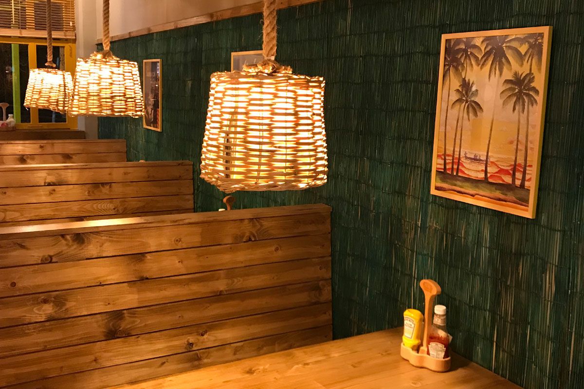 THE BIG KAHUNA, BURGER, COOL ARTISAN,